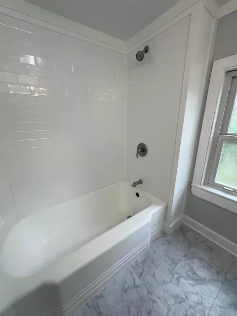 Bath - 206 County, Gorham, ME 04038 photo 2 of 3