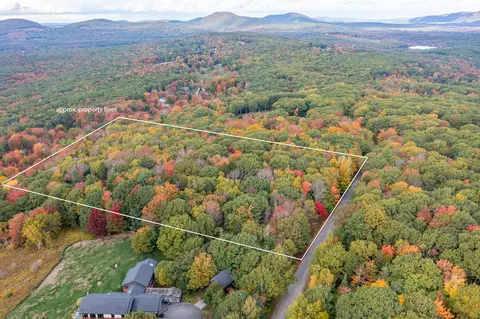 94 Dodge Mountain Rd, Rockland, ME 04841