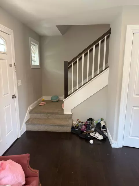Entry Way - 33 Belvedere Dr, Windham, ME 04062 photo 3 of 4