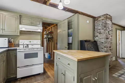 Kitchen - 4 Taylor Loop, Limington, ME 04049 photo 5 of 6