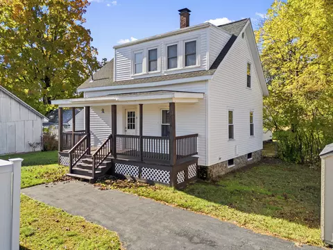 8 Pearl St, Sanford, ME 04073