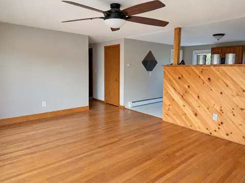 Living - 967 River Rd, Windham, ME 04062 photo 1 of 4