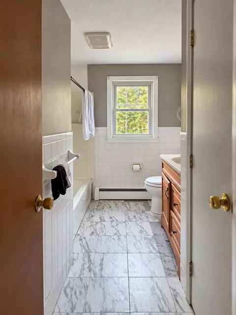 Bath - 967 River Rd, Windham, ME 04062 photo 1 of 3