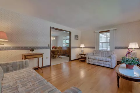 Living - 189 Guinea Rd, Biddeford, ME 04005 photo 1 of 2