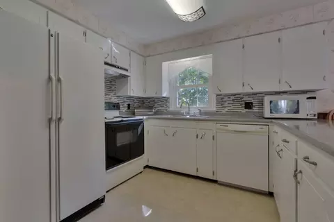 Kitchen - 189 Guinea Rd, Biddeford, ME 04005 photo 3 of 3