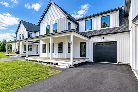 Exterior - 22 Fairway Commons Dr #3, Gorham, ME 04038 photo 2 of 3