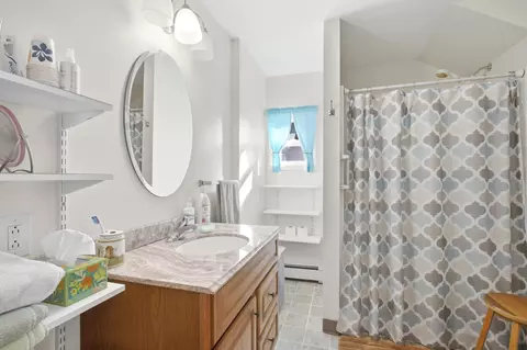 Bath - 366 E Madison Rd, Madison, ME 04950 photo 1 of 3