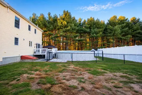 Exterior - 3 Cotton Dr, Gorham, ME 04038 photo 5 of 5