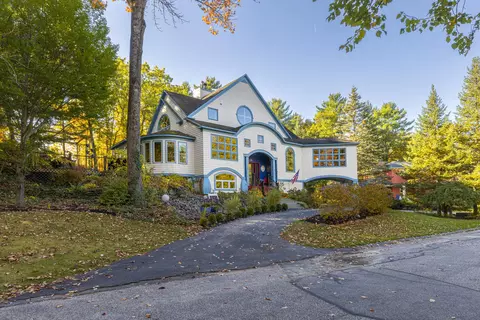 28 Redlon Park Rd, Portland, ME 04102