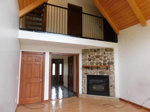 Living - 111 W Corinth Rd, Corinth, ME 04427 photo 5 of 7