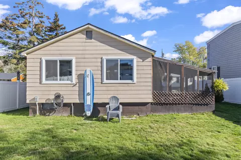 5 Carll Ave, Old Orchard Beach, ME 04064