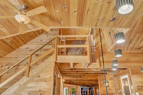 Entry Way - 279 Brewer Rd, Robbinston, ME 04671 photo 7 of 14