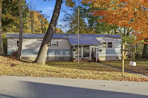 Exterior - 9 Oak St, Jay, ME 04239 photo 6 of 13