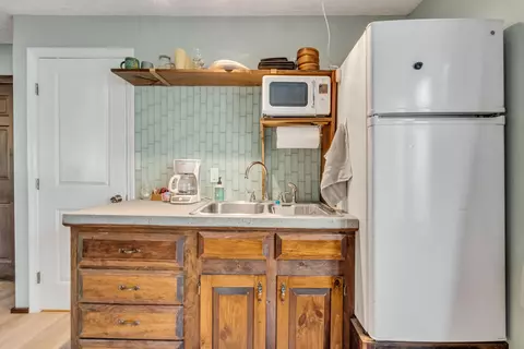 Kitchen - 8 Forbes Ln, Windham, ME 04062 photo 5 of 5
