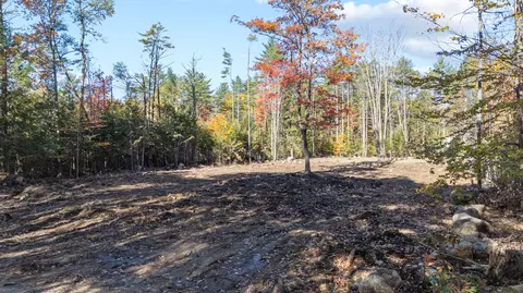 lot Apt 9 Raspberry Hill Rd, Mechanic Falls, ME 04256