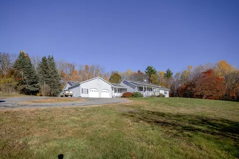 183 Town Farm Rd, Farmington, ME 04938