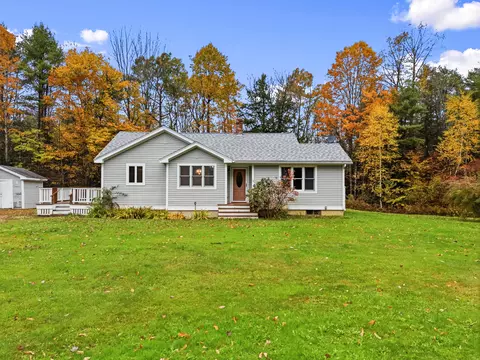 Exterior - 70 Glenview Rd, Freeport, ME 04032 photo 1 of 5