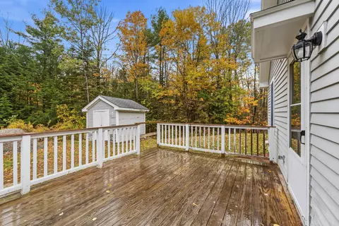 Exterior - 70 Glenview Rd, Freeport, ME 04032 photo 5 of 5