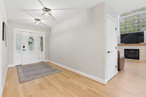 Entry Way - 11 Hayes Dr, Gray, ME 04039 photo 3 of 3