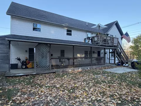 71 Main St, Winterport, ME 04496