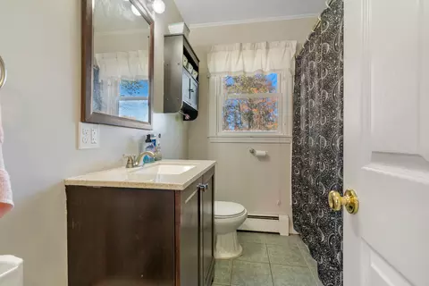 Bath - 4 Orchard Rd, Standish, ME 04084 photo 1 of 1