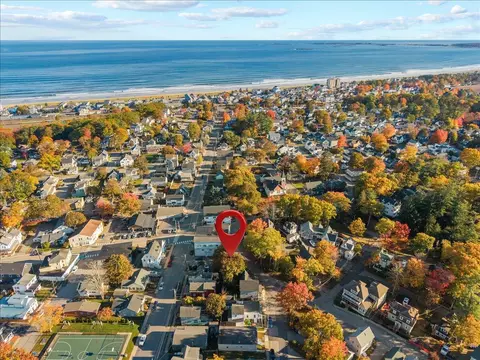 12 Evergreen Ave, Old Orchard Beach, ME 04064