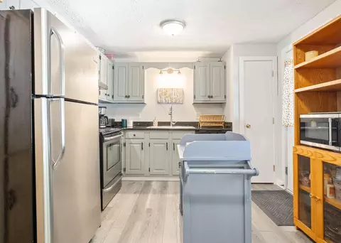 Kitchen - 18 Easy Way #6, Windham, ME 04062 photo 1 of 4