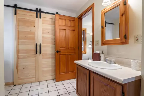 Bath - 42 Buttonwood Dr, Berwick, ME 03901 photo 2 of 4