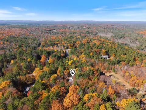 View/Area - 42 Buttonwood Dr, Berwick, ME 03901 photo 4 of 9