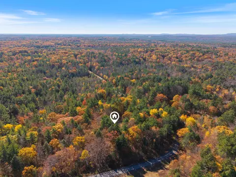 View/Area - 42 Buttonwood Dr, Berwick, ME 03901 photo 3 of 9