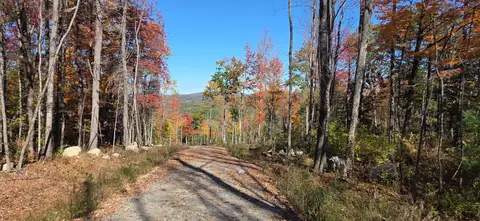 529 Gore Rd, Otisfield, ME 04270