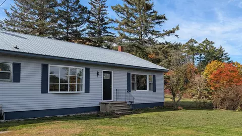 167 Main St, Skowhegan, ME 04976