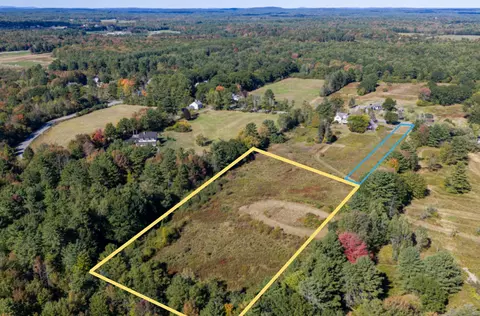 118 Tuttle Rd, Cumberland, ME 04021