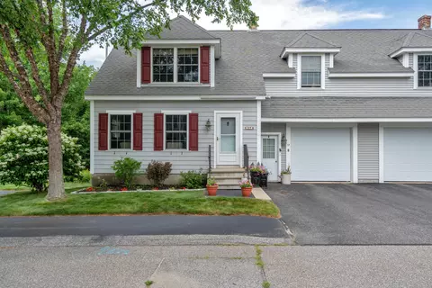 17 Old Bog Rd #17, South Portland, ME 04106