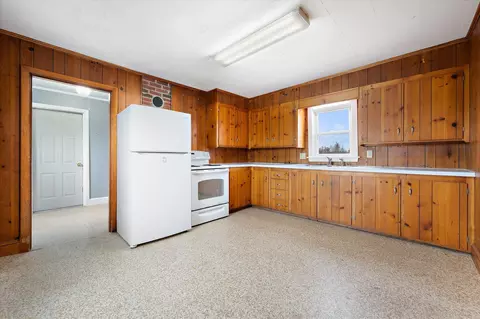 Kitchen - 988 Fuller Rd, Hermon, ME 04401 photo 1 of 3