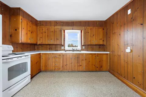 Kitchen - 988 Fuller Rd, Hermon, ME 04401 photo 2 of 3