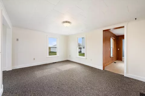 Living - 988 Fuller Rd, Hermon, ME 04401 photo 1 of 4