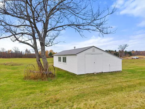 Exterior - 988 Fuller Rd, Hermon, ME 04401 photo 7 of 7