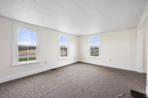 Living - 988 Fuller Rd, Hermon, ME 04401 photo 4 of 4