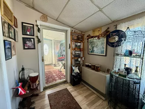 Entry Way - 11 Jacques Ln, Windham, ME 04062 photo 1 of 2