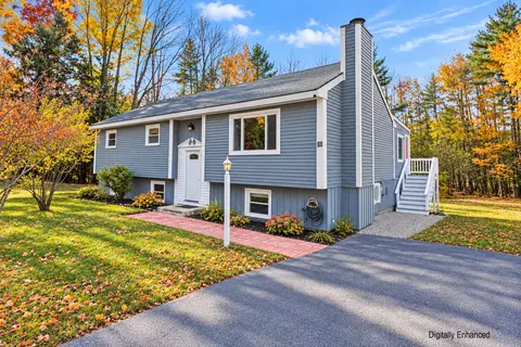 21 Hanna Dr, Waterboro, ME 04030