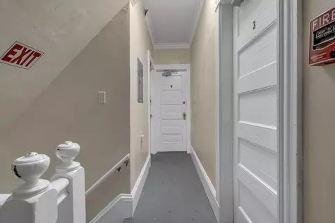 Entry Way - 89 Pine St, Lewiston, ME 04240 photo 7 of 7