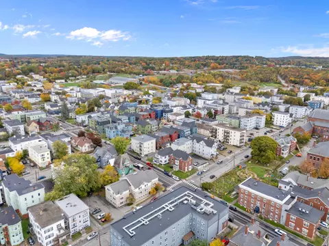 View/Area - 89 Pine St, Lewiston, ME 04240 photo 6 of 7