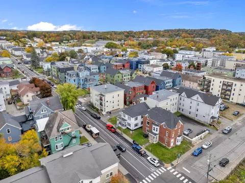 View/Area - 89 Pine St, Lewiston, ME 04240 photo 3 of 7