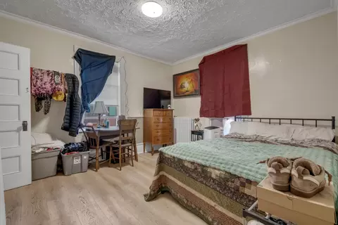 Bedroom - 89 Pine St, Lewiston, ME 04240 photo 7 of 10