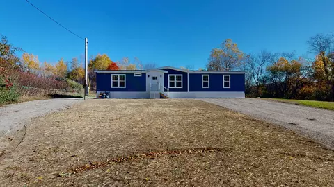 140 Old Stage Rd, Sabattus, ME 04280