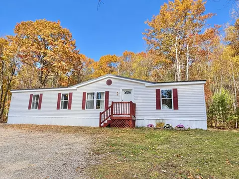 1499 Goodwins Mills Rd, Waterboro, ME 04087