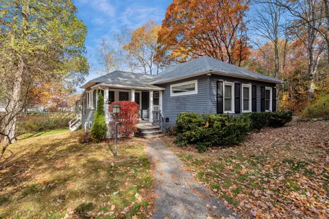 66 Eighth St, Portland, ME 04103