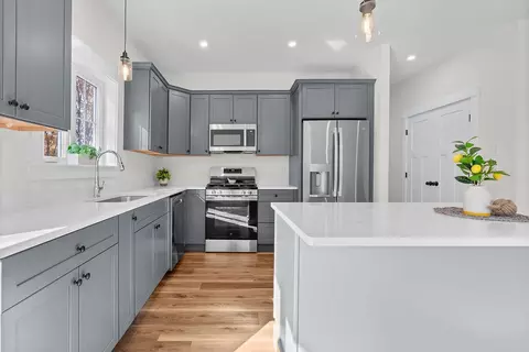 Kitchen - 234 Me-236, Berwick, ME 03901 photo 1 of 3