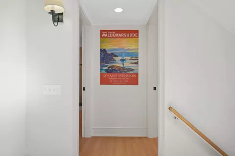 Entry Way - 12 Highview Rd, Freeport, ME 04032 photo 5 of 7